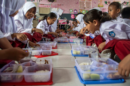 BGN Umumkan Program Makan Bergizi Gratis Direncanakan Dimulai Serentak di Seluruh Indonesia pada 6 Januari 2025