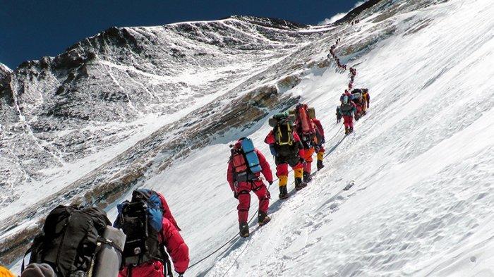Kenapa Mayat Pendaki Dibiarkan di Gunung Everest? Biaya dan Bahaya Memulangkan Jenazah