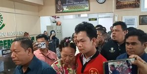 iwas-pria-penyandang-difabel-tersangka-pelecehan-seksual-terhadap-mahasiswi-dilimpahkan-dari-polda-ntb-ke-kejari-mataram-kamis_169