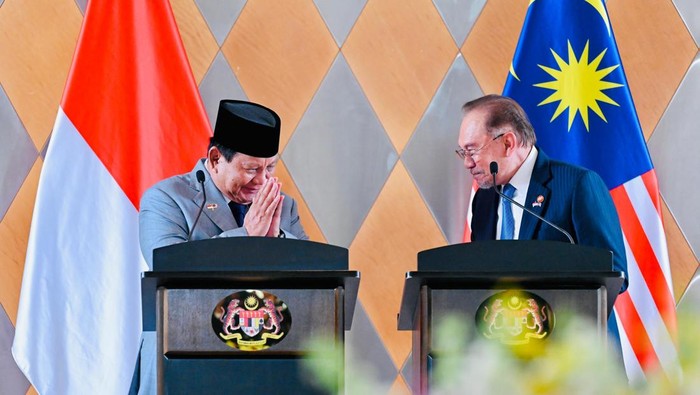 prabowo-bertemu-anwar-ibrahim_169