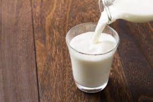 Minum 22 Liter Susu Sehari, Pria Ini Nyaris Kehilangan Nyawa