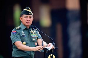 Panglima TNI Tegaskan Dirut Bulog dan Irjen Kementan Akan Mundur dari Dinas Militer