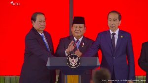 presiden-prabowo-subianto-meluncurkan-daya-anagata-nusantara-danantara-senin-2422025-1740369492585_169