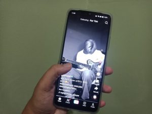 Terlalu Sering Nonton Video Pendek? Hati-Hati, Bisa Sebabkan Penurunan Fungsi Otak!