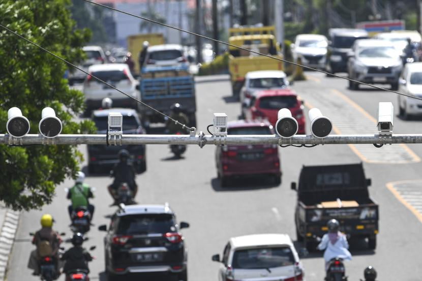 Kaget Saat Bayar Pajak, Wanita Ini Baru Tahu Ditilang e-TLE 61 Kali