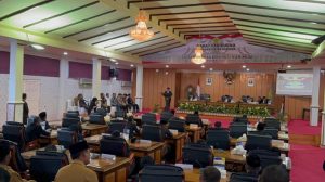 2025-03-04-bupati-karimun-ing-iskandarsyah-sampaikan-pidato-perdana-dan-visi-misi-2025-2030-di-rapat-paripurna-dprd