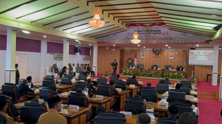 2025-03-04-bupati-karimun-ing-iskandarsyah-sampaikan-pidato-perdana-dan-visi-misi-2025-2030-di-rapat-paripurna-dprd