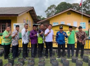 2025-06-09-tanamkan-cinta-lingkungan-sejak-dini-dinas-pendidikan-lingga-luncurkan-program-gertas-di-sdn-006-merawang-477
