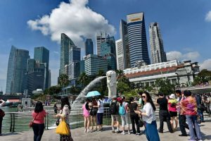 Hampir 200 Turis Ditangkap di Singapura, Bawa Uang Tunai Ilegal hingga Hindari Pajak