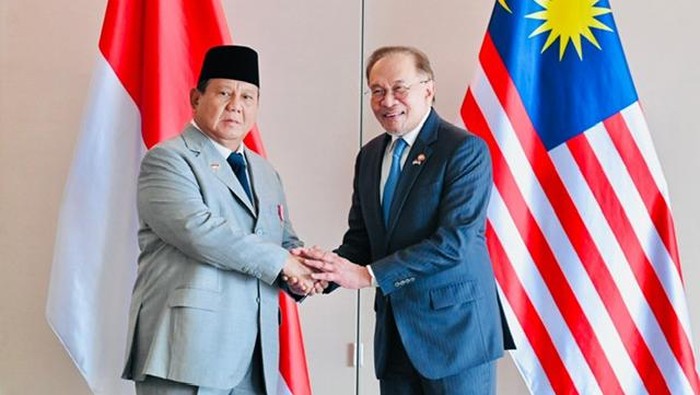 presiden-prabowo-subianto-melakukan-pertemuan-dengan-perdana-menteri-pm-malaysia-anwar-ibrahim-di-menara-kembar-petronas-laily-1_169