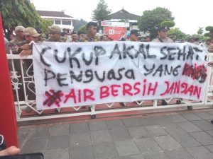 2b22f4b9-b34e-49d1-9218-b166674b6564