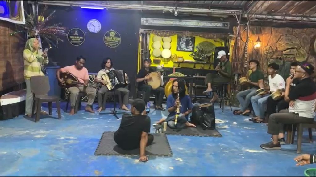 WhatsApp Image 2025-10-29 at 08.13.21_c6dd1226