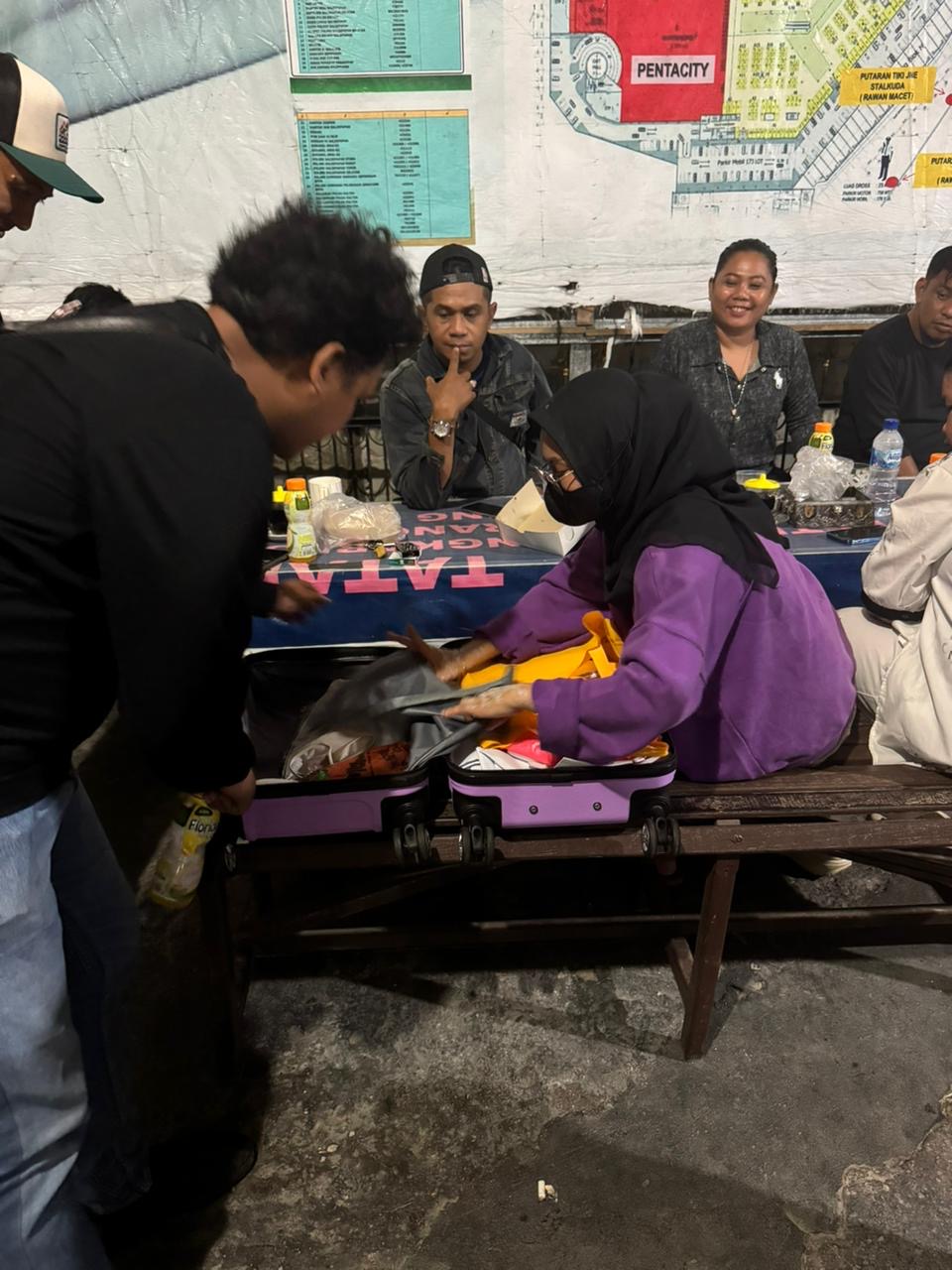 a05c5cdd-088a-4f05-ab00-44676ce1a3c3