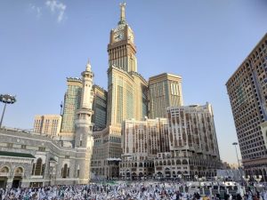ilustrasi-gedung-paling-tinggi-di-dunia-2