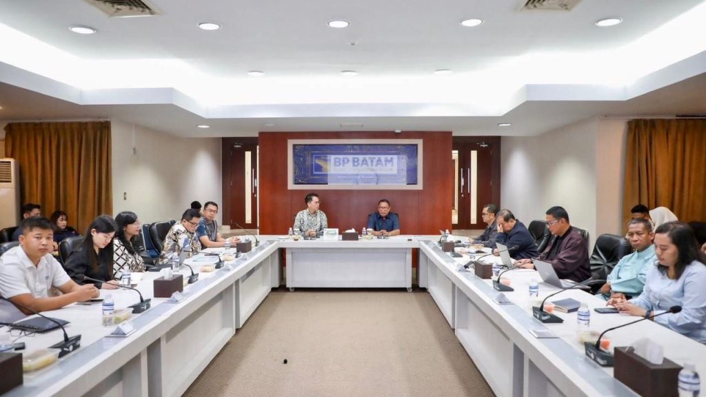 f328b2f2-b5b9-4e2b-af7d-2e8840a2e115