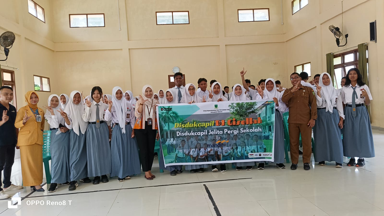 aee26478-3214-4df3-a5ce-7355b5c7d83f