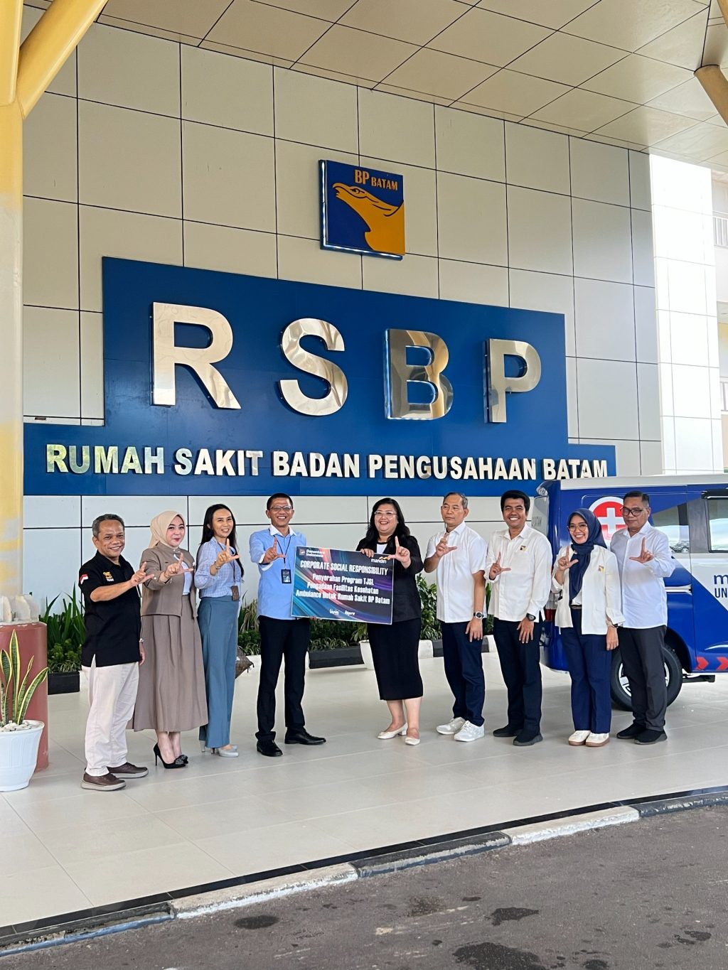 c00ef054-0d41-4b92-96a2-f899b732c382