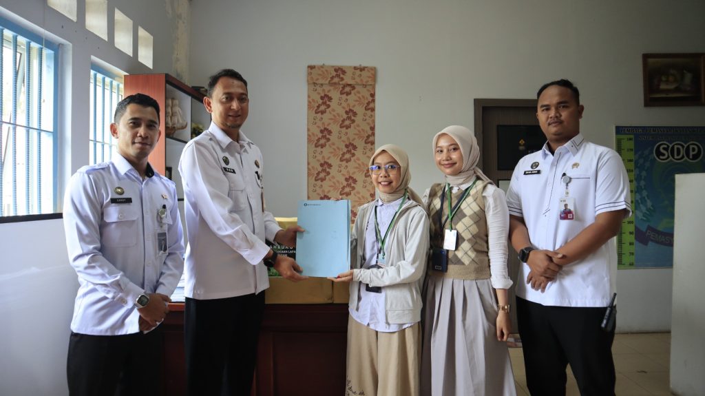 c2f36ef1-a2b4-44d4-ad63-5f8b080142ff