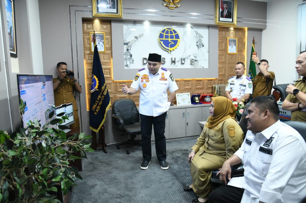 13f515a6-6a76-4386-ba93-cea554ff256e