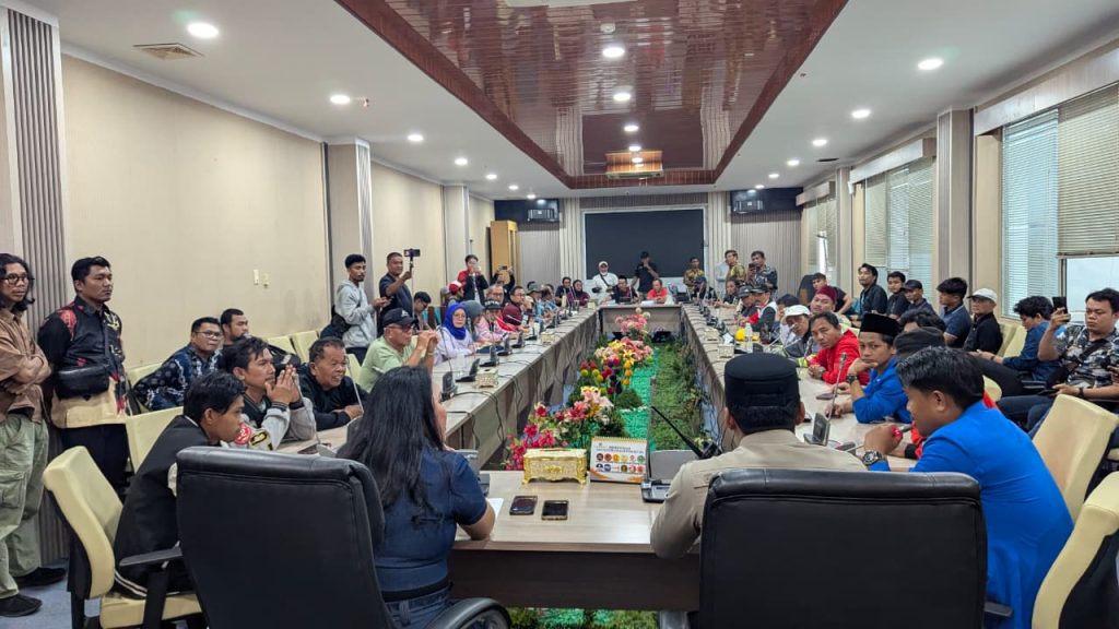 39c66703-132c-4b48-b75f-b5822693f914