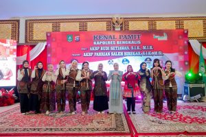 824f754c-338c-4b30-8198-fa9b3ec88f6d