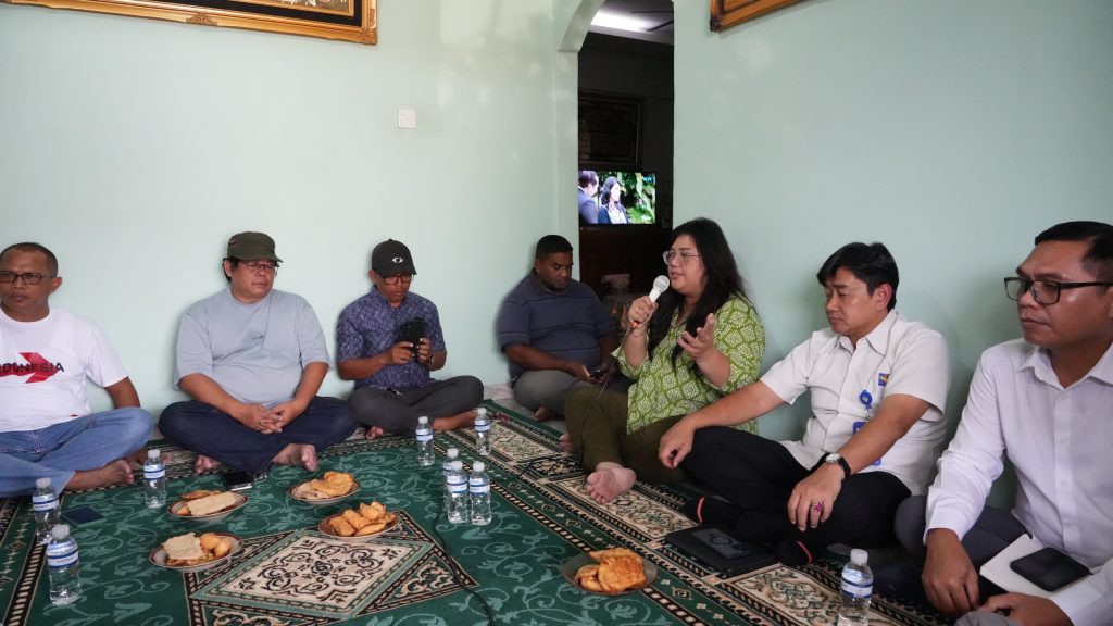 bf49f04d-b5a8-44b8-8455-95a7f7c16f53