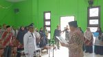 Wabup Natuna Jarmin saat melantik Kepala Desa Cemaga PAW Ali Usman