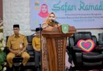 Bupati Bengkalis Kasmarni saat Safari Ramadhan perdana di Kecamatan Talang Muandau
