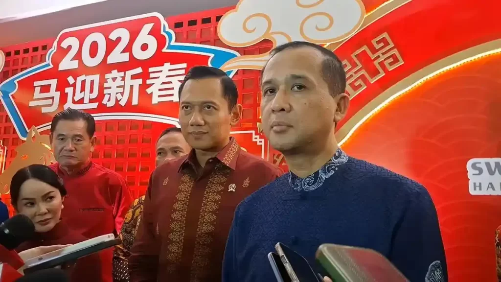 Menteri Transmigrasi Muhammad Iftitah memberikan keterangan terkait situasi Rempang di Batam