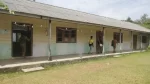 bangunan lama Sekolah Rakyat yang kemudian sempat difungsikan sebagai Sekolah Dasar di Pulau Mantang sebelum direvitalisasi menjadi TK Negeri.