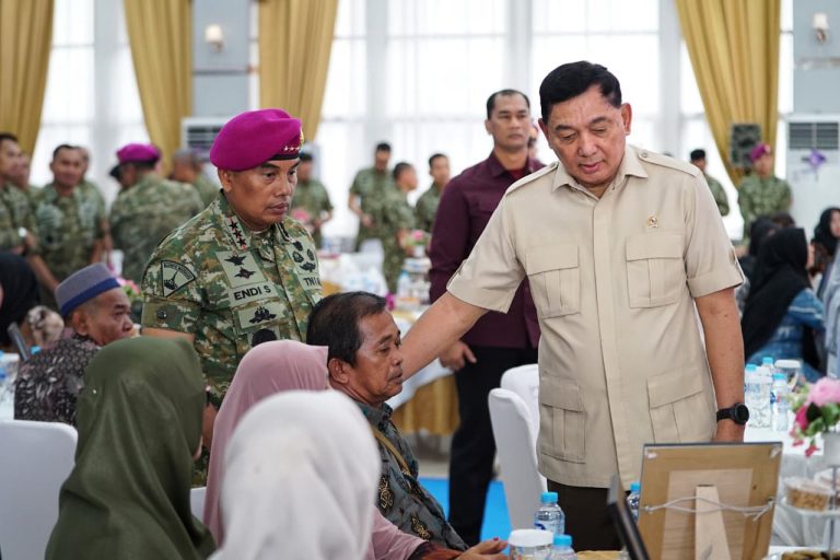 Sjafrie Sjamsoeddin bertemu keluarga prajurit Marinir gugur di Mako Kormar Jakarta