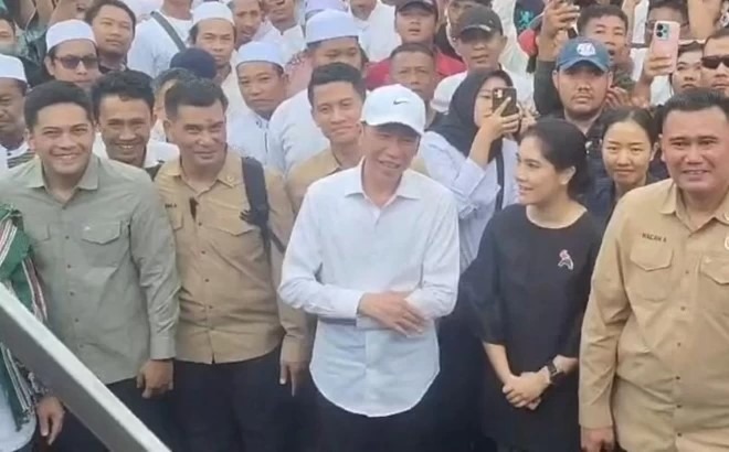 Joko Widodo menyampaikan pernyataan terkait revisi UU KPK