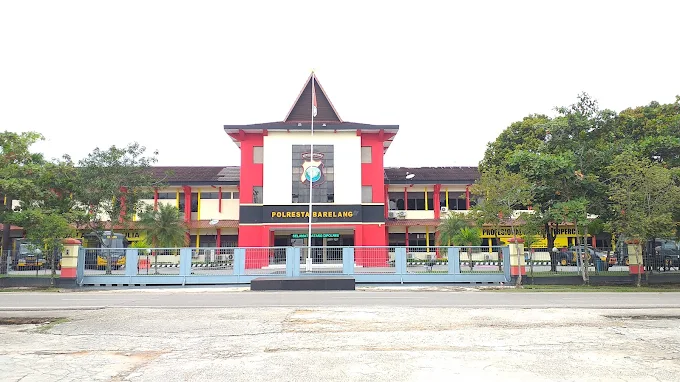 Kapolresta Barelang klarifikasi progres pembangunan Gedung Satintelkam Polresta Barelang.
