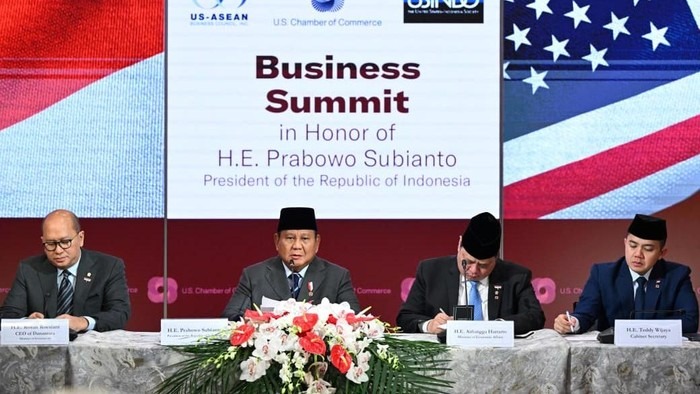 Prabowo Subianto menyampaikan efisiensi anggaran di hadapan pengusaha AS