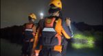 Proses pencarian korban di sekitar Jembatan 3 Barelang oleh tim SAR Batam.