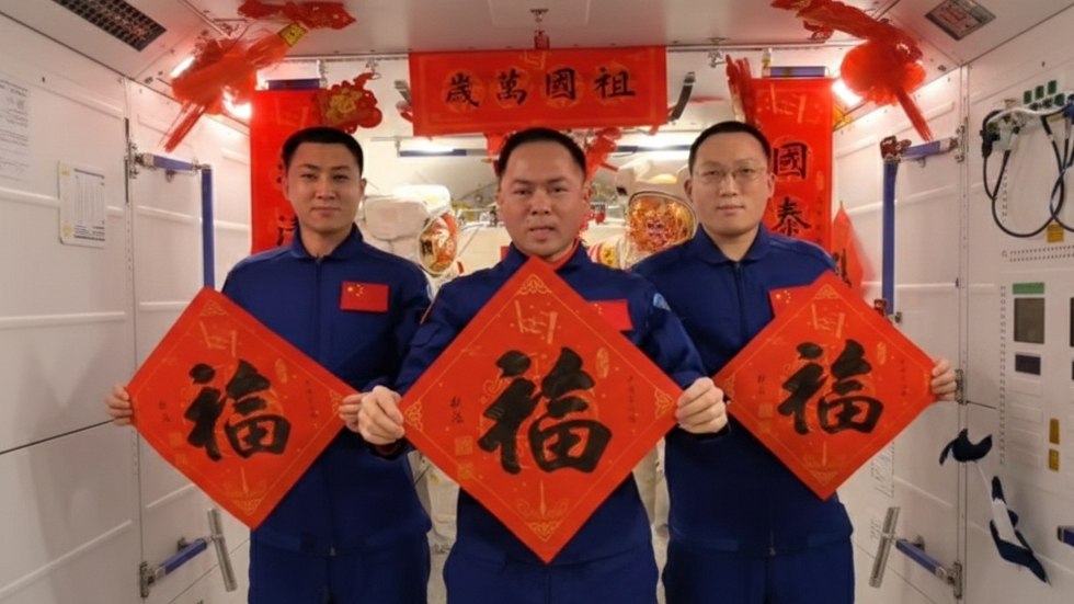 Taikonaut Shenzhou-21 merayakan Imlek 2026 di stasiun Tiangong