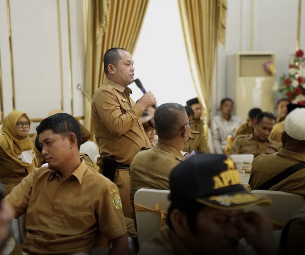 FGD Pemkab Karimun bersama camat dan kades bahas batas desa dan ekonomi baru