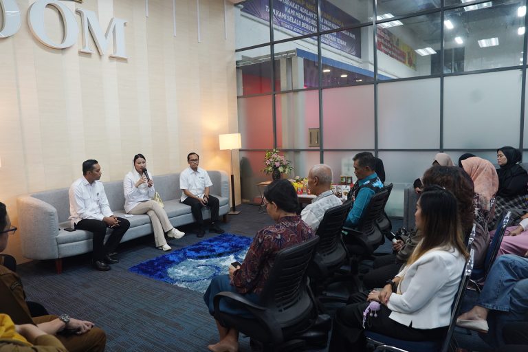 Wamendag RI meninjau Export Center Batam untuk dorong ekspor UMKM