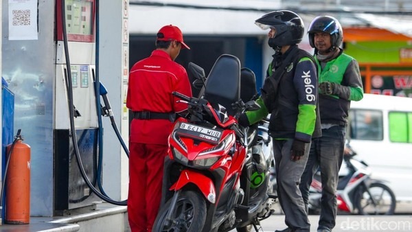 Pemerintah pastikan harga BBM tidak naik