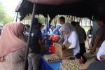 Gerakan Pangan Murah Polres Natuna di Pantai Piwang saat Ramadhan.