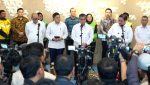 Menko Perekonomian Airlangga Hartarto saat konferensi pers kebijakan THR dan BHR Idulfitri 2026