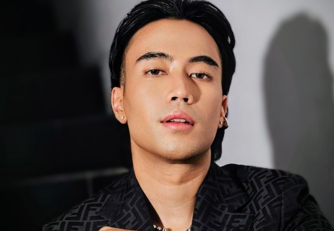 Penyanyi Vidi Aldiano