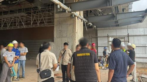 Operasi Imigrasi Batam temukan 29 WNA Tiongkok di proyek Opus Bay