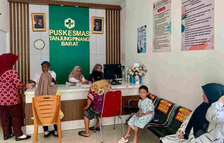 080426 Hoaks Puskesmas Barat_11zon