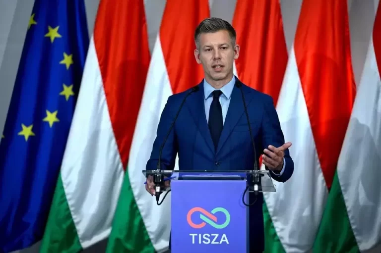Peter Magyar berbicara kepada media soal kebijakan ICC