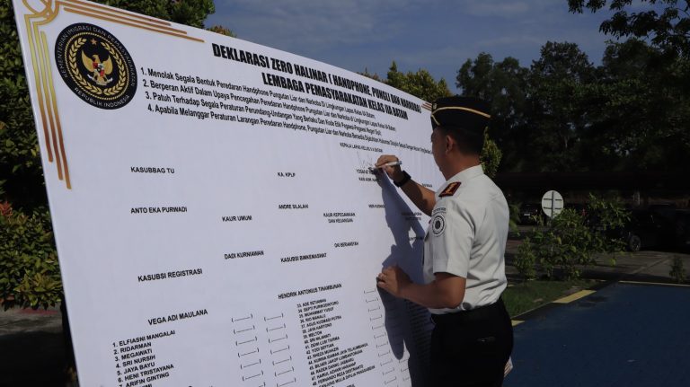 Deklarasi Zero Halinar di Lapas Batam dipimpin Kalapas Yosafat Rizanto