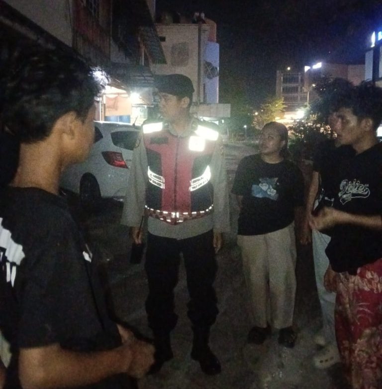 Polsek Lubuk Baja mendatangi TKP pengeroyokan di Lubuk Baja Batam