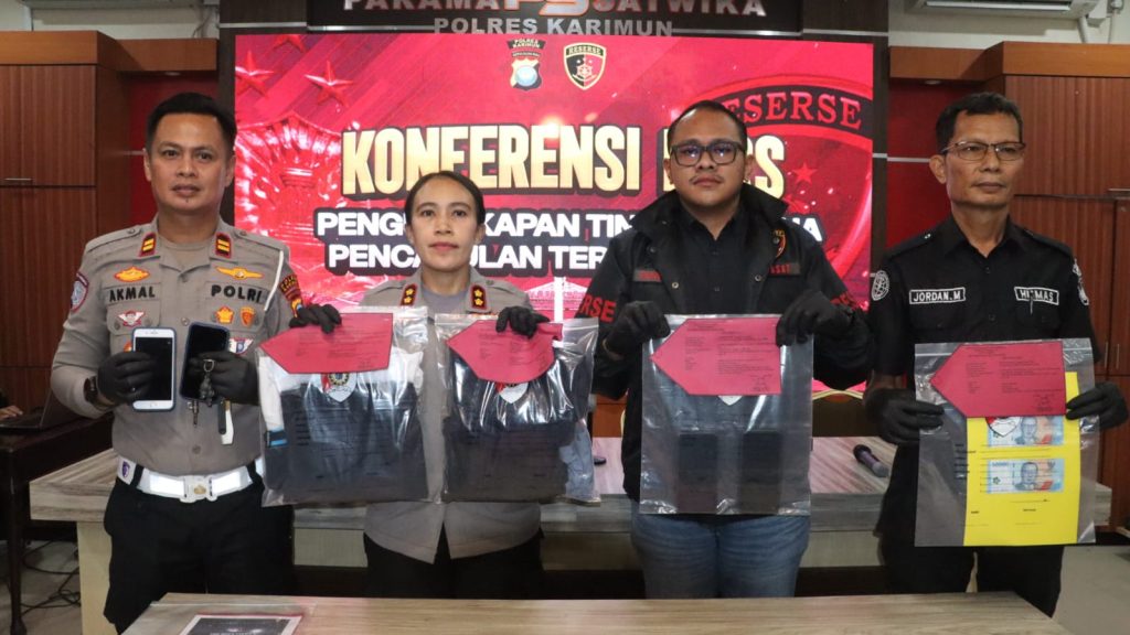 Kapolres Karimun konferensi pers kasus pencabulan anak di hotel