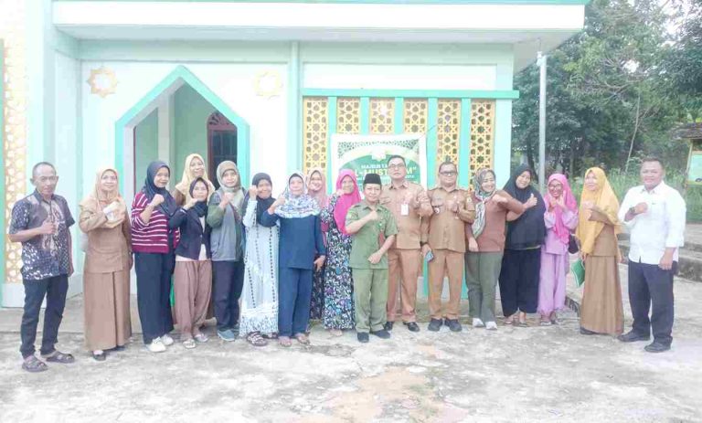 060526 Mediasi Ternak Ayam_11zon