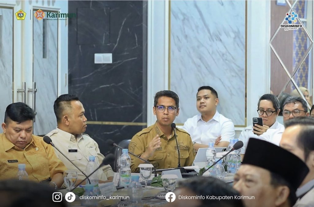 Bupati Karimun dorong Special Pass pekerja perbatasan pada Pra SOSEK MALINDO 2026